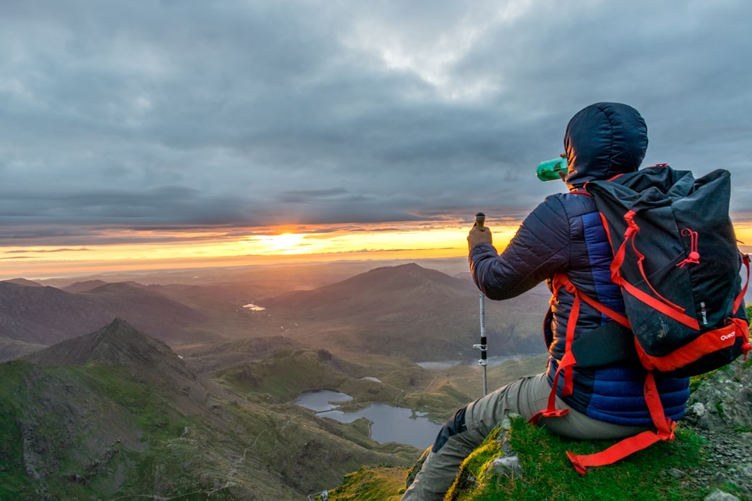 Photo Mountain trekking