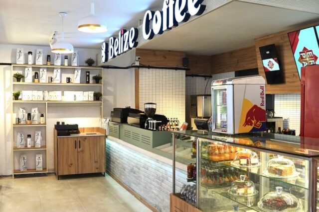 Tendințe în amenajarea spațiilor de tip cafenea în 2026 — Revista Voyage Voyage